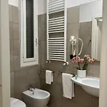 Aquila Hotel 3*