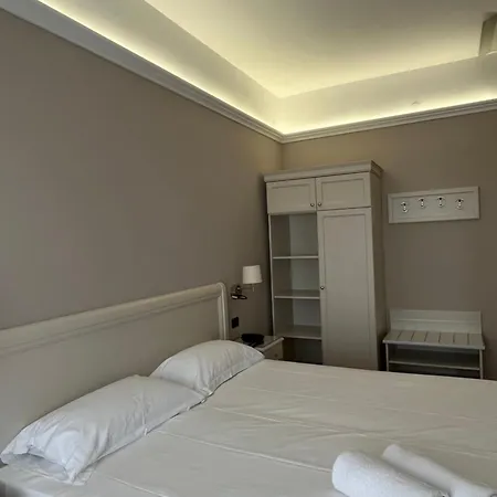 Aquila 3*
