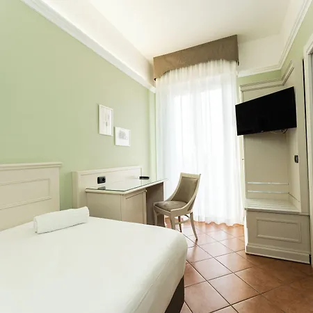 Aquila 3*