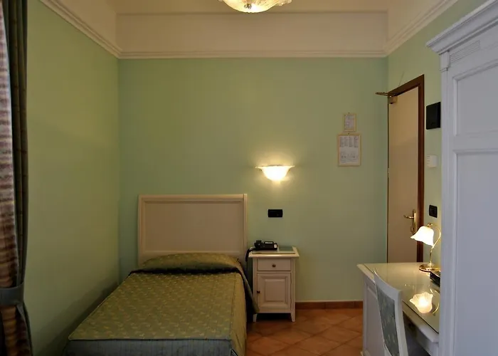 Hotel Aquila 3*